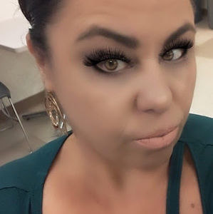 Meet your Posher, Beatrice